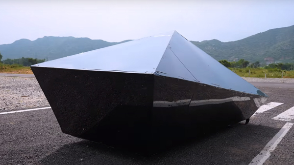 Tesla-Cyber-Auto-Rickshaw