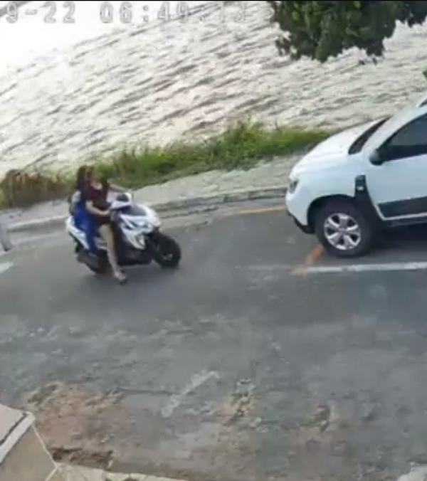 Funny-Accident-Video-By-Ather-Energy