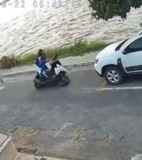Funny-Accident-Video-By-Ather-Energy