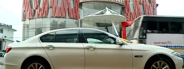 Owner-Abandoned-BMW-5-Series-Sedan