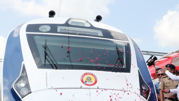 11-Horns-In-Indian-Railways