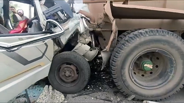 13 killed in road accident in karnataka