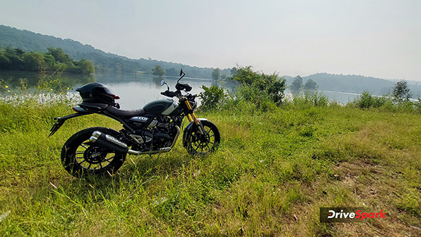 Triumph-scrambler-400-X