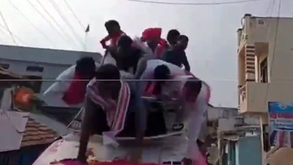 KTR-Escapes-Falls-From-Campaign-Vehicle