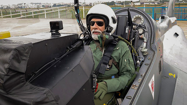 Modi-In-Tejas-Fighter-Jet