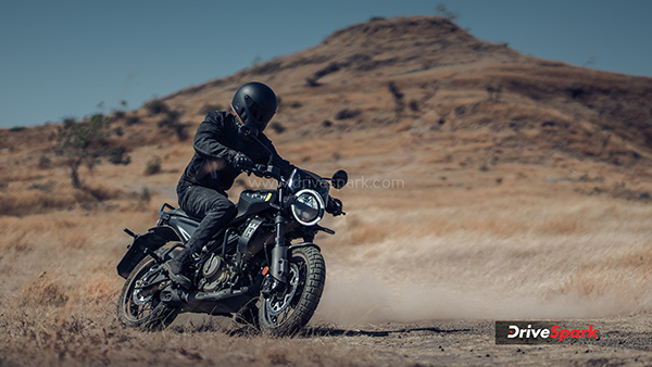 2024 Husqvarna-Svartpilen-401-Design-Features-Performance-Full Review-Video