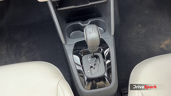 citroen-c3-aircross-automatic-review-gear-lever