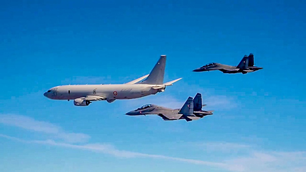 Republic-Day-Parade-Tejas-C2-295-51-Planes