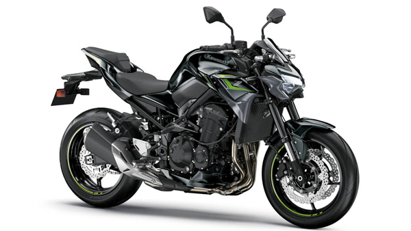 2024 Kawasaki Z900 Front Profile