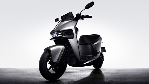 Gogoro-Pulse-E-Scooter-Unveil