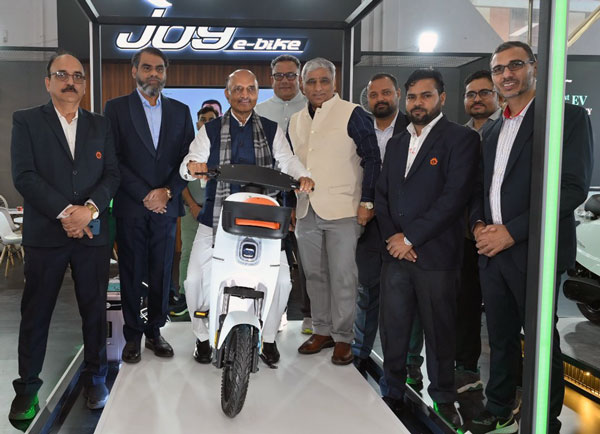 Joy-E-Bike-Hydrogen-Powered-E-Scooter