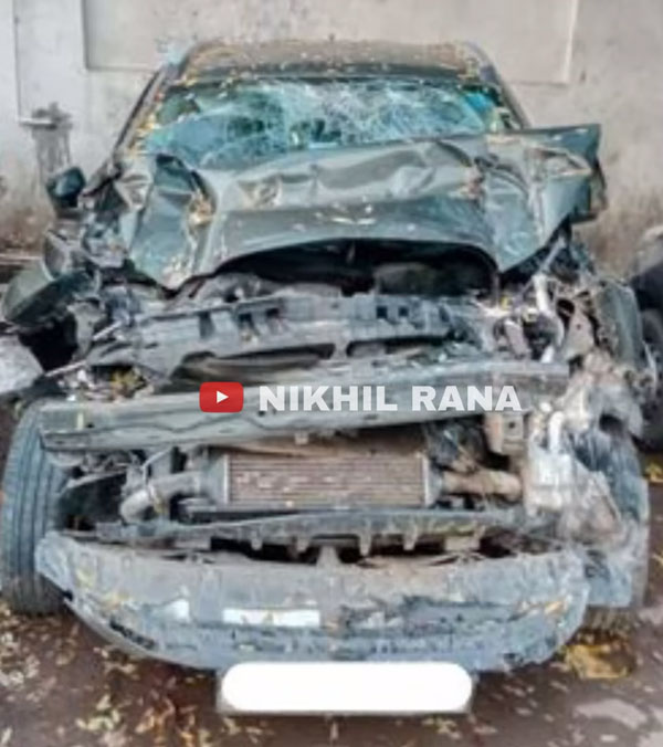 Tata-Nexon-Crashes-Into-Truck