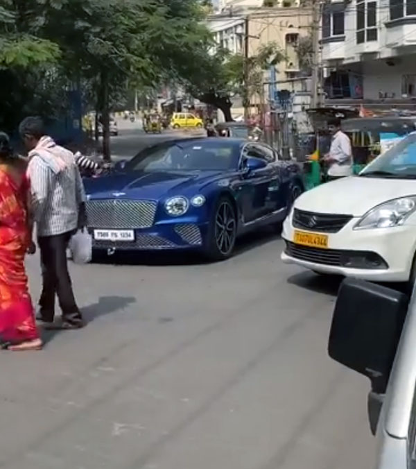 Bentley Continental GT Driver