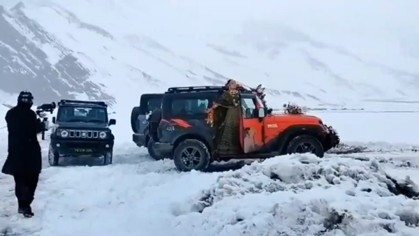 Bride Arrives in Mahindra Thar SUV