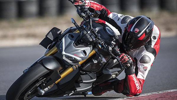 Ducati-Streetfighter-V4-Bike-Launch-India