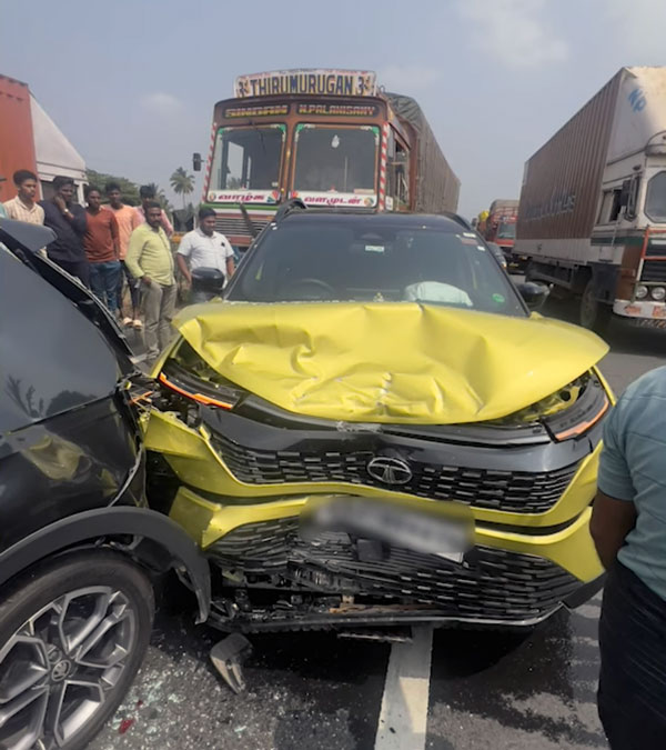 Tata-Harrier-Accident-Crashes-Between-Truck-And-Car