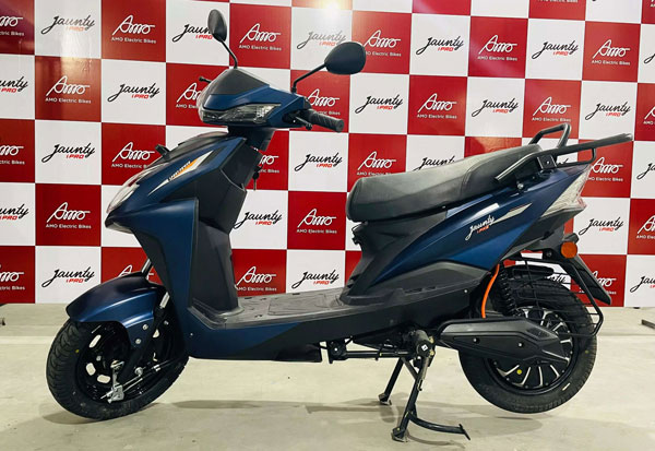 Jaunty-i-Pro-E-Scooter-Launch