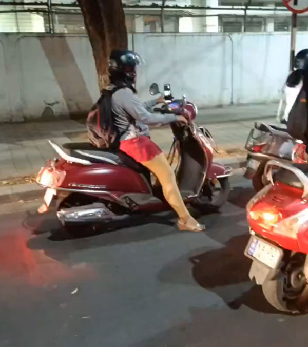 Bengaluru-Traffic-Office-Meeting Bengaluru-Traffic-Office-Meeting