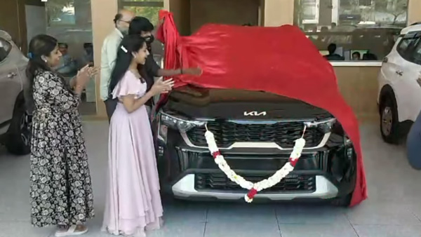 Actor Kottachi Gifted Kia Sonet To Her Daughter