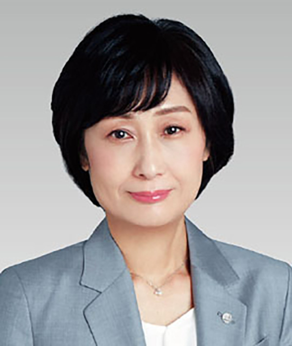 Flight-Attendant-Became-Airlines-CEO-Mitsuko-Tottori