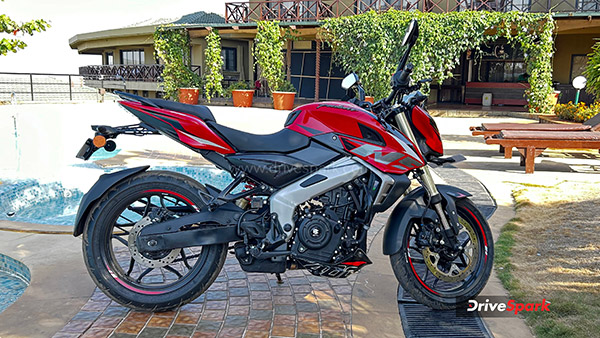 Bajaj-Pulsar-NS400Z-Design-Features-Performance-Review