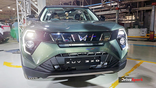 Mahindra XUV 3XO Front Design