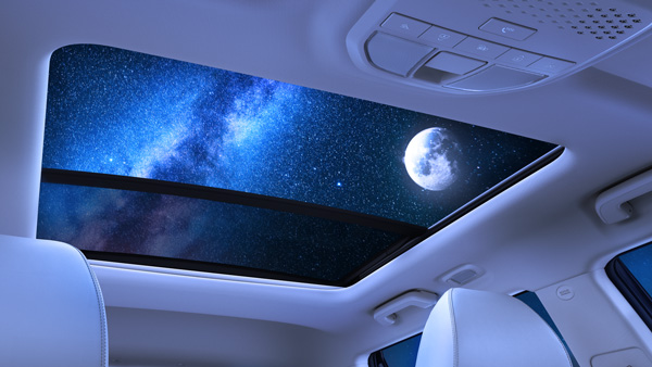 Mahindra-XUV-3XO-Panoramic-Sunroof