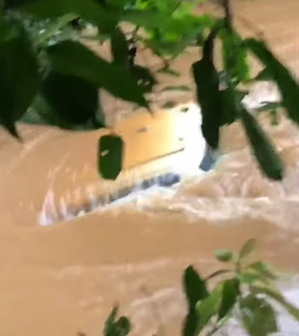 Following Google Maps the Car Went Wrong Route