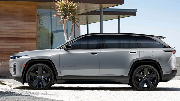 Jeep Wagoneer S Side