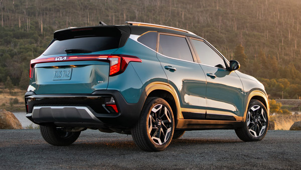 2025 Kia Seltos Rear Profile