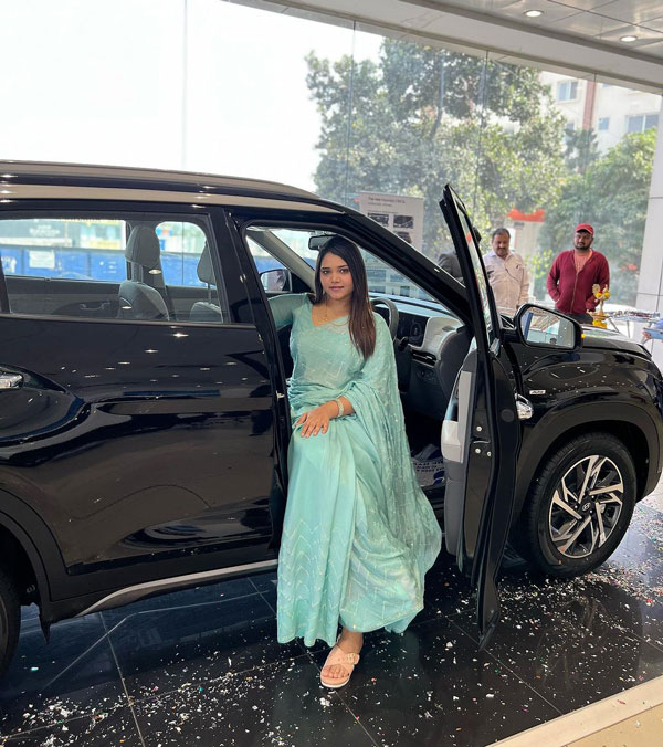 Divya Vasantha Hyundai Creta