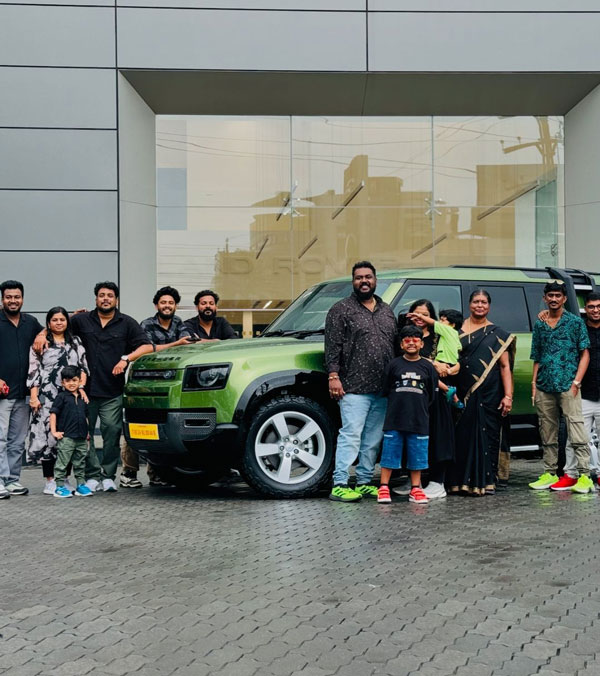 Indias-First-Land-Rover-In-Mamba-Green
