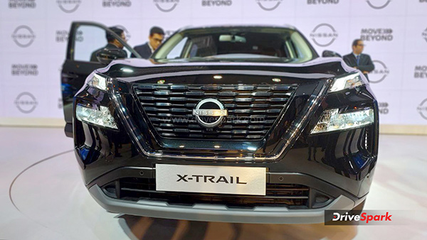 Nissan X-Trail Front Design