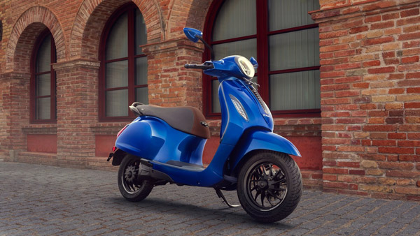 Bajaj Chetak Electric Scooters Variant wise Price