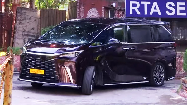 Actor Nagarjuna Buy New Lexus Car Actor Nagarjuna Buy New Lexus Car