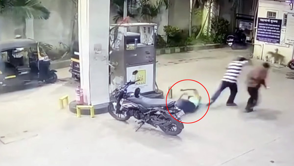 Bajaj Freedom 125 CNG Motorcycle Filling Accident Video