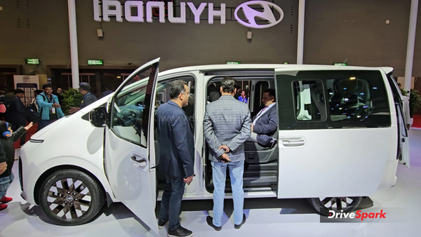 Hyundai Unveiled Staria Mpv Large Vehicle