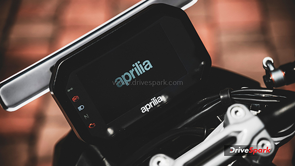 Aprilia Tuono 457 Riding Impressions Specification