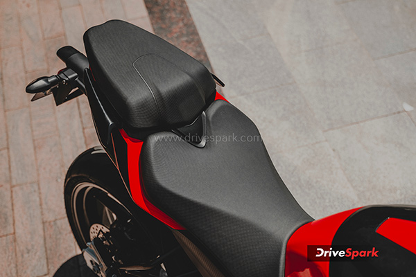 Aprilia Tuono 457 Riding Review