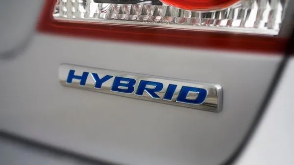 Hybrid Vehicles Operating Techniques