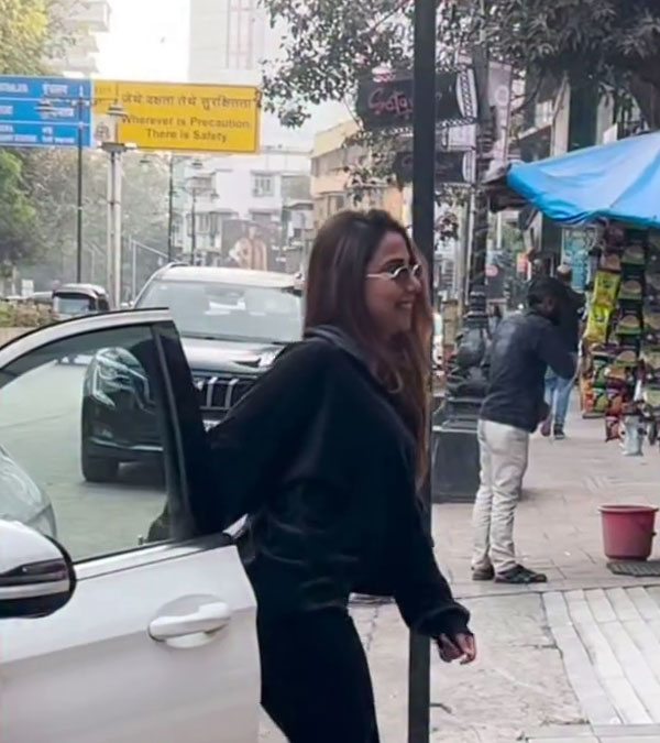 Shura Khan Spotted in Mercedes Benz