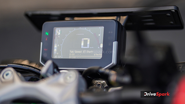 Hero Xtreme 250R Display