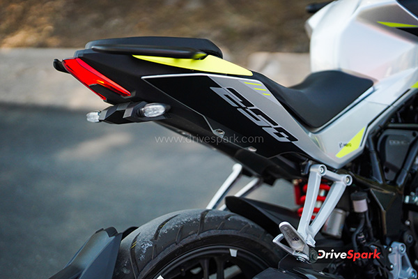 Hero Xtreme 250R Review Specifications