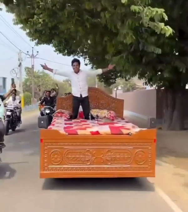 Westbengal Man Converted Bed Into Car