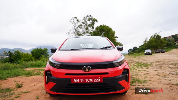 2025 Tata Altroz Facelift Front View