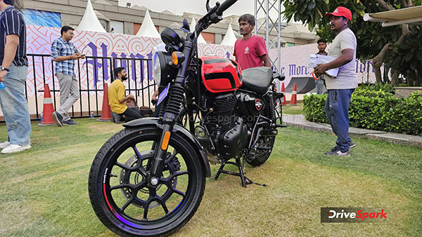 Royal Enfield Hunter 350 Launched in a New Color Price and Features