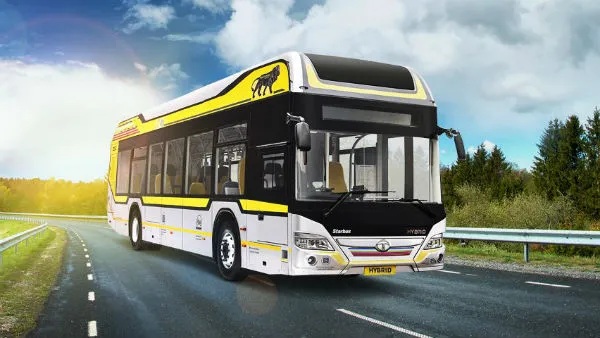 Tata Mahindra and Ashok Leyland Who Led the Commercial Vehicle Segment in July