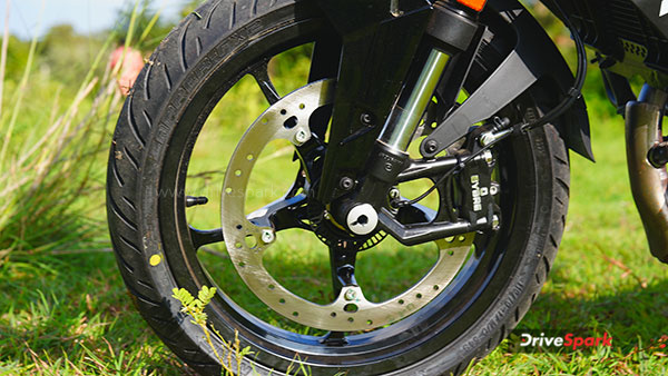 KTM Duke 160 Review Riding Impressions Specifications