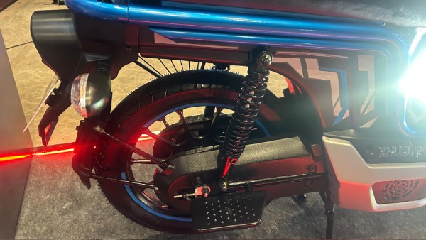 Kinetic Green Launches E-Luna Prime Electric 2W Engineered for India s Commuter Segment