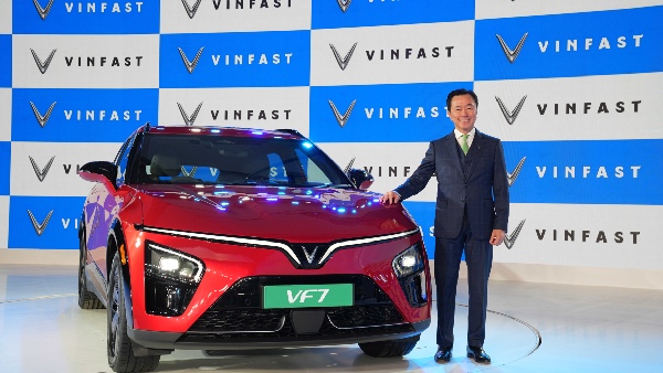 Vinfast Vf7 Electric Car Launched In India Battery Range